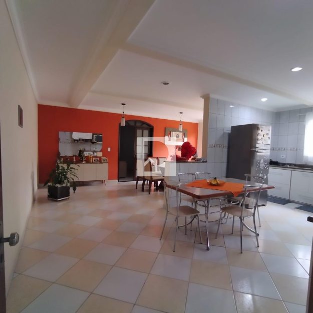 57fe9802-13eb-4a7a-92b5-65a3ef60c84a