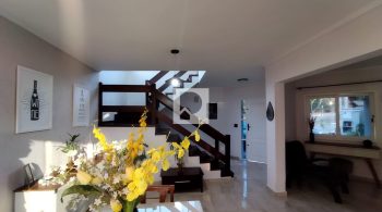 8e4e0170-8512-432a-b156-03a653012fac