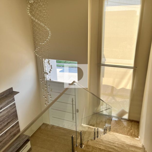 cd9ee8cc-003f-480a-bce5-f09db373518b